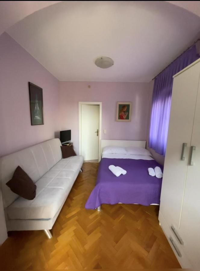 Studio Apartment Near Split Airport Kastela Exterior photo